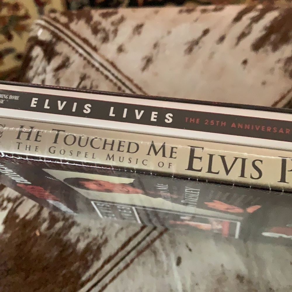 Elvis Presley unopened 3dvd set great Elvis collection - Picture 2 of 5